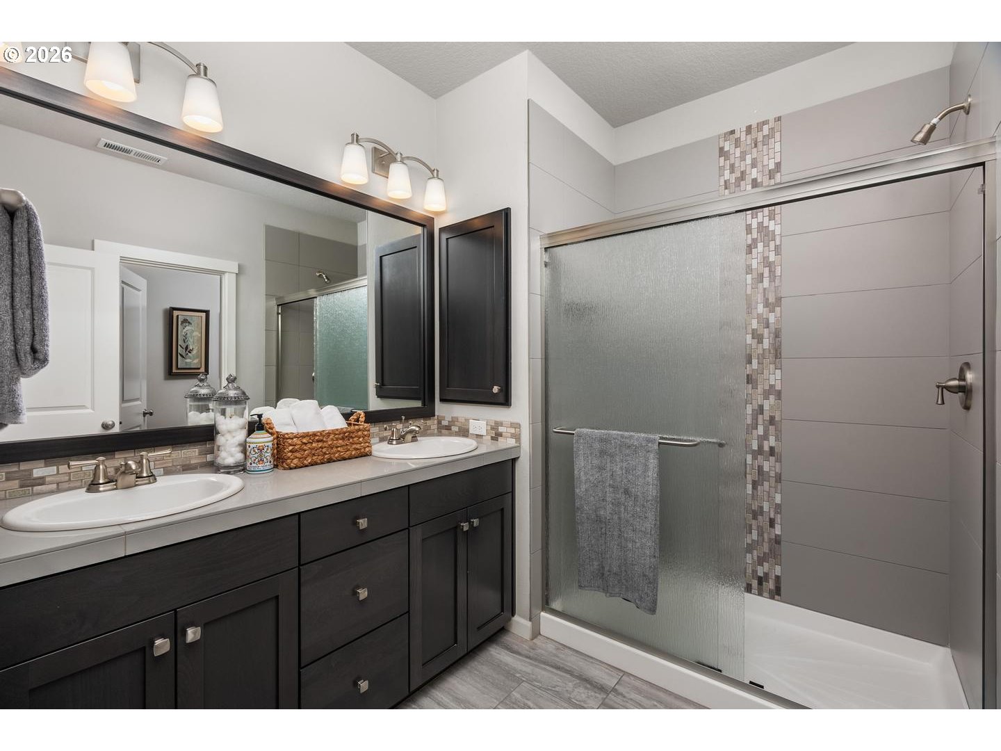 3230 Southeast Riesling Road Milwaukie, OR 97267 - Photo 20 of 39 Bathroom