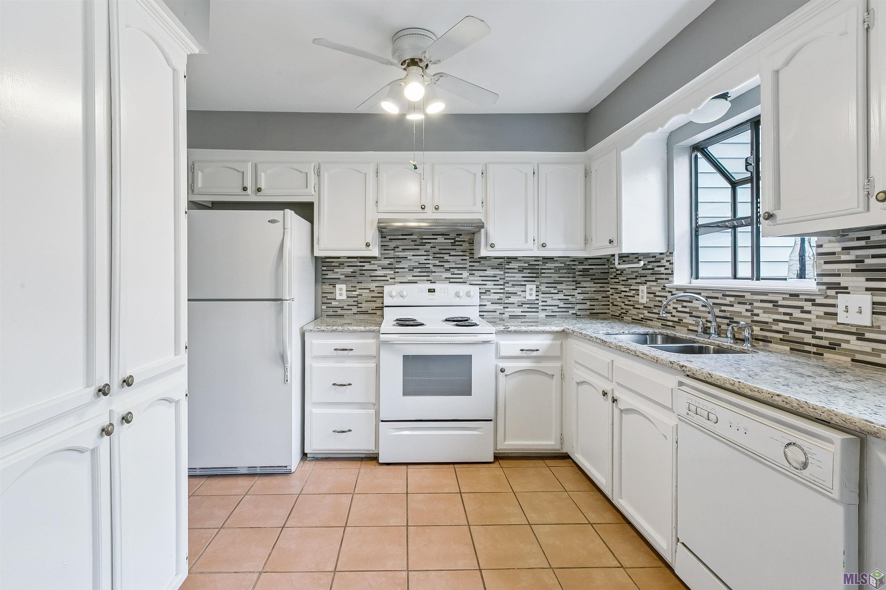 12817 Country Ridge Avenue Baton Rouge, LA 70816 - Photo 5 of 10