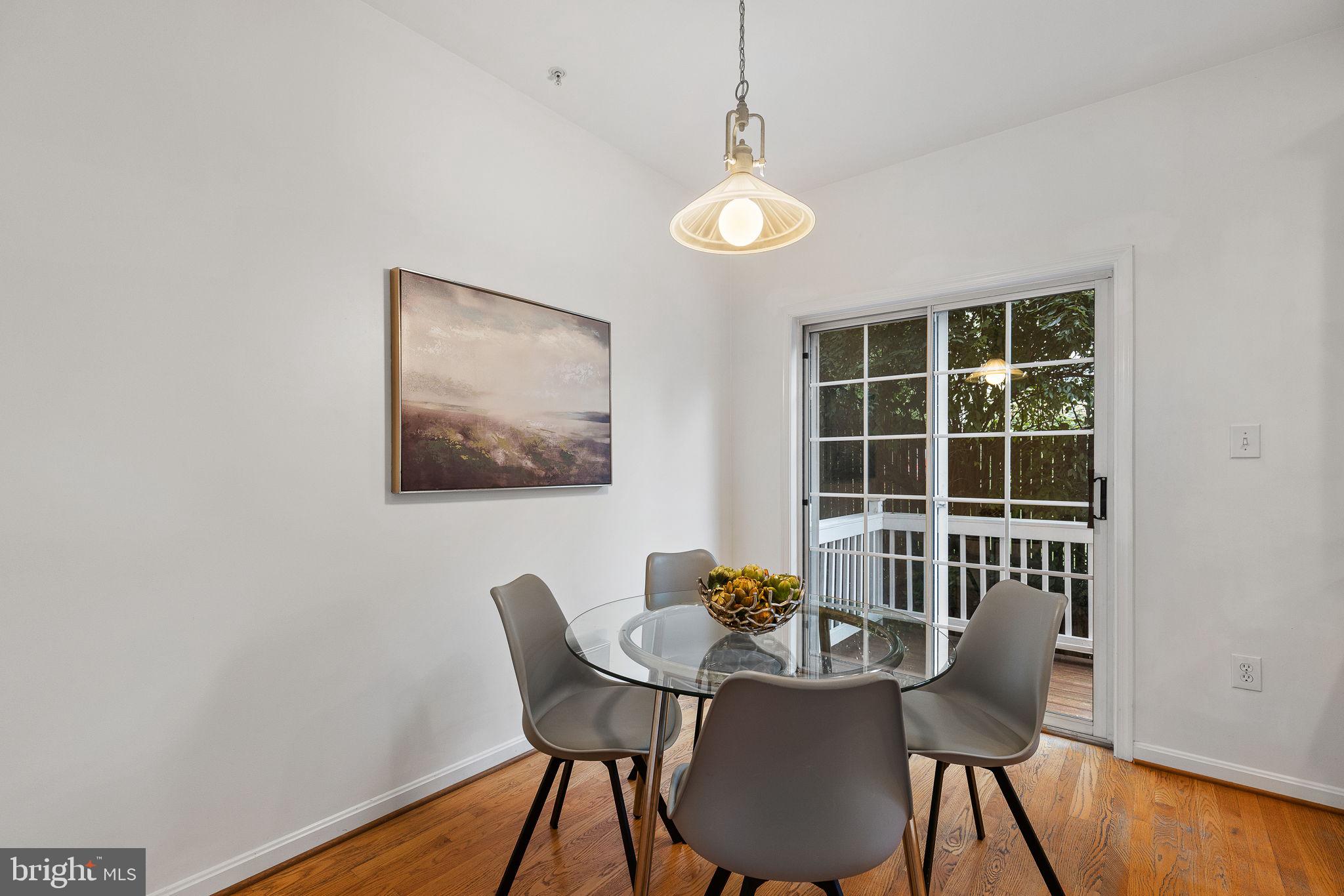 4120 21st Road North Arlington, VA 22207 - Photo 10 of 35 Breakfast area off kitchen