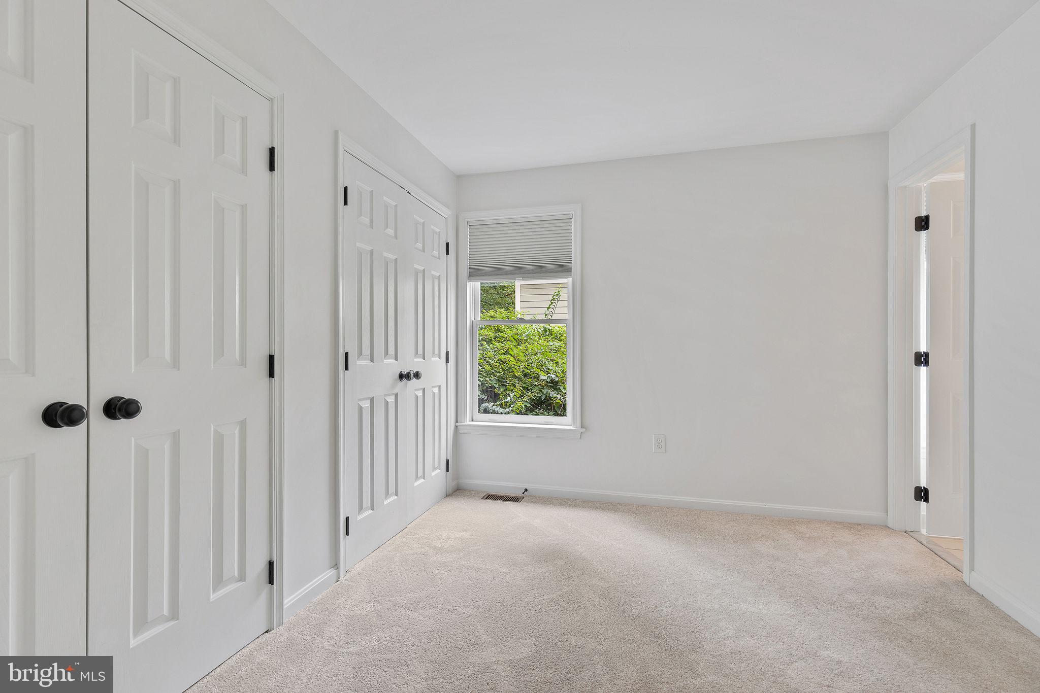 4120 21st Road North Arlington, VA 22207 - Photo 21 of 35 Second bedroom