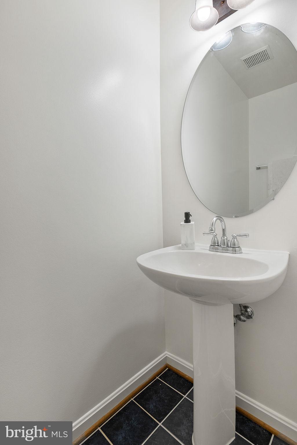 4120 21st Road North Arlington, VA 22207 - Photo 30 of 35 Lower level powder room