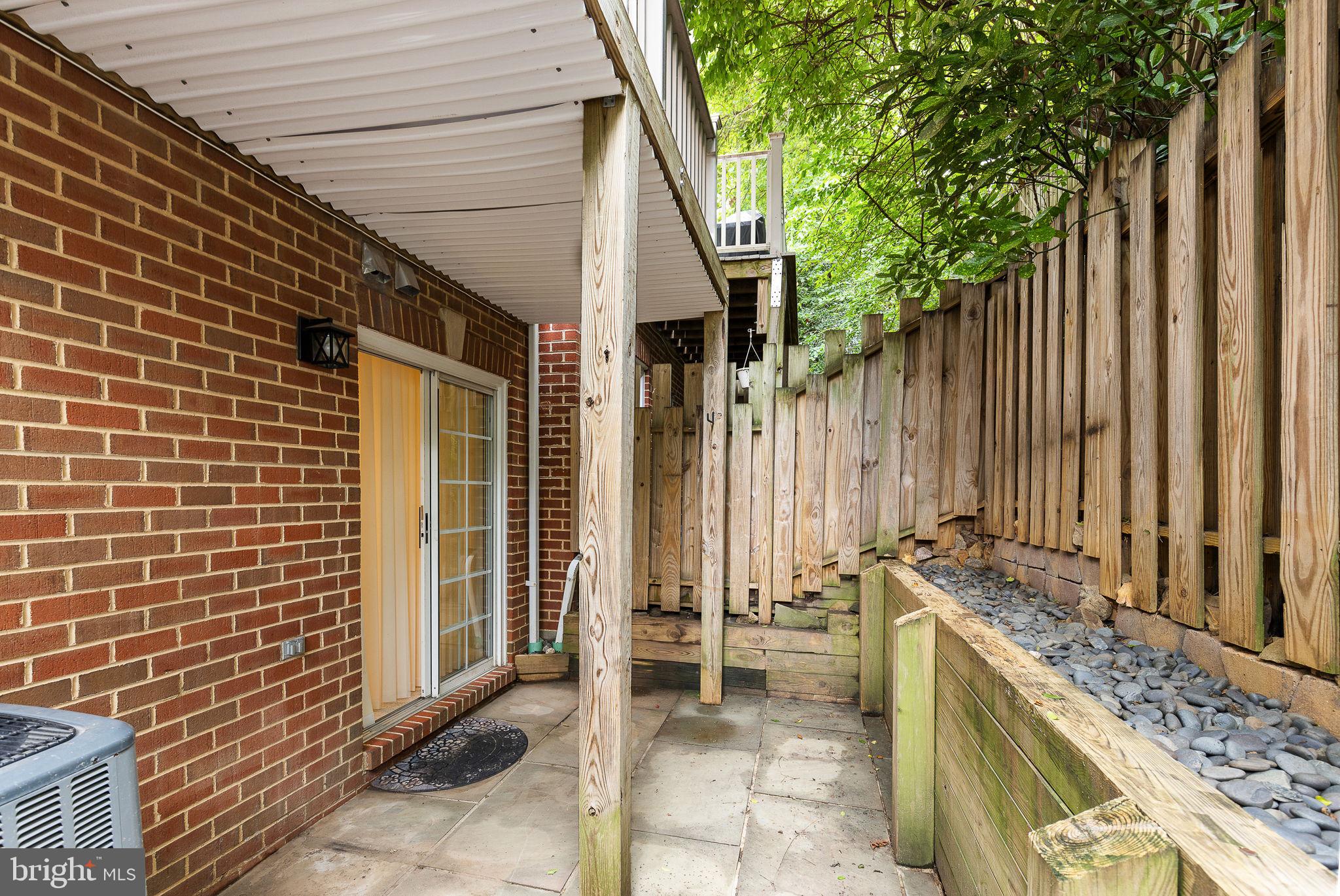 4120 21st Road North Arlington, VA 22207 - Photo 32 of 35 Rear patio