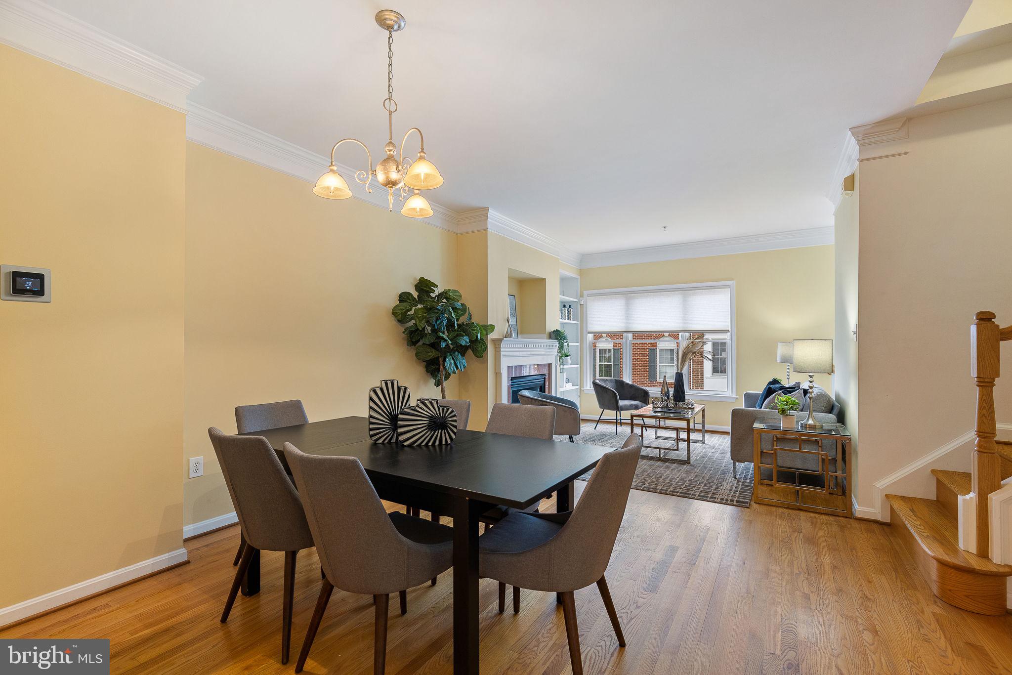 4120 21st Road North Arlington, VA 22207 - Photo 4 of 35 Hardwood floors thru main level