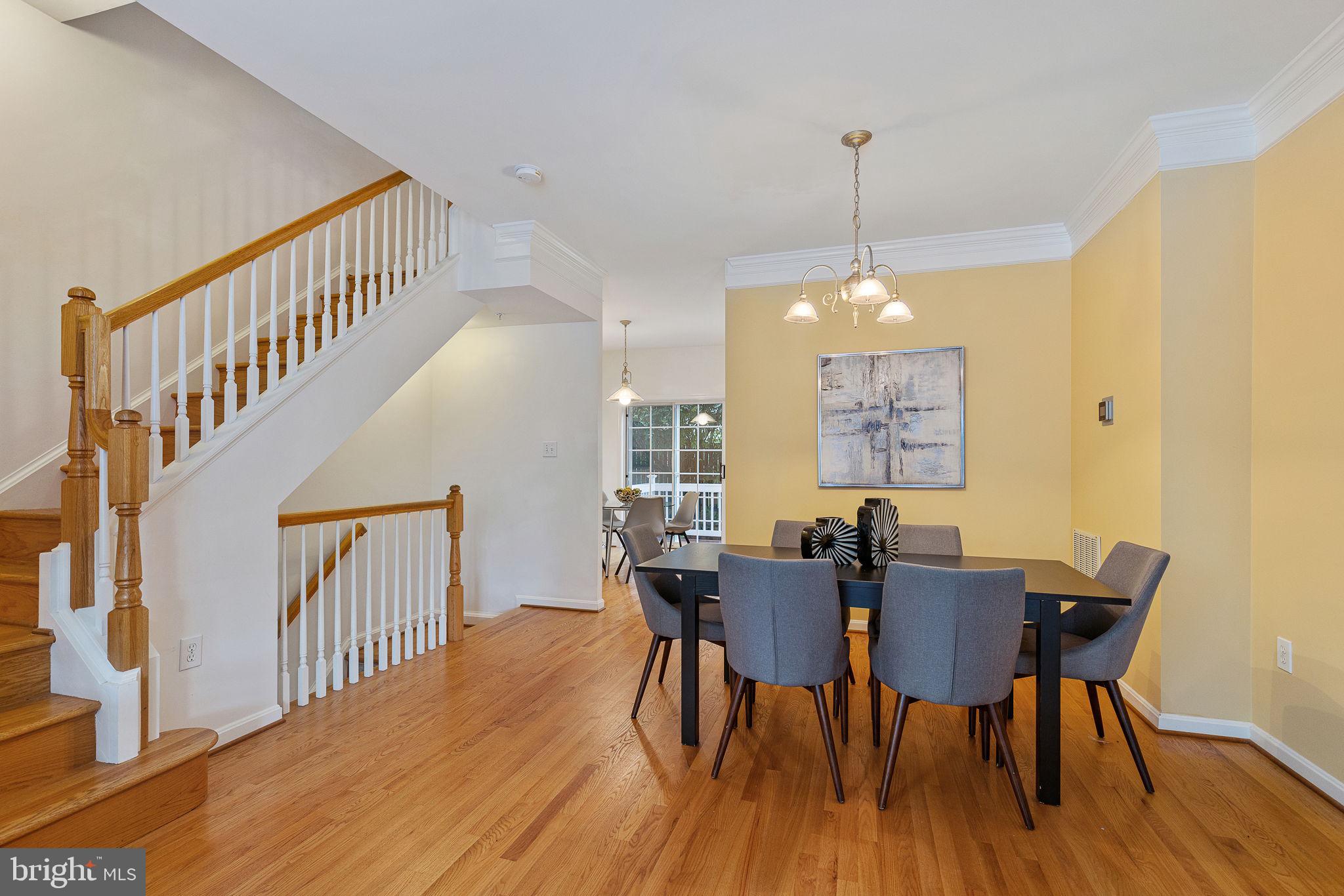 4120 21st Road North Arlington, VA 22207 - Photo 8 of 35 Large dining area