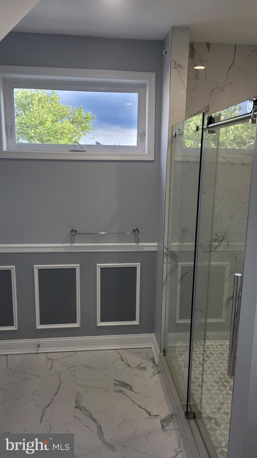 730 Mercy Street Philadelphia, PA 19148 - Photo 46 of 65 MASTER BATHROOM
