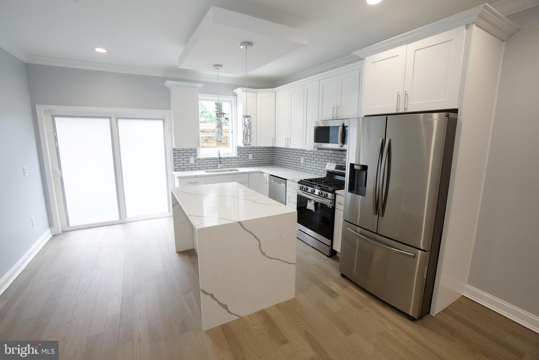 730 Mercy Street Philadelphia, PA 19148 - Photo 5 of 65 KITCHEN