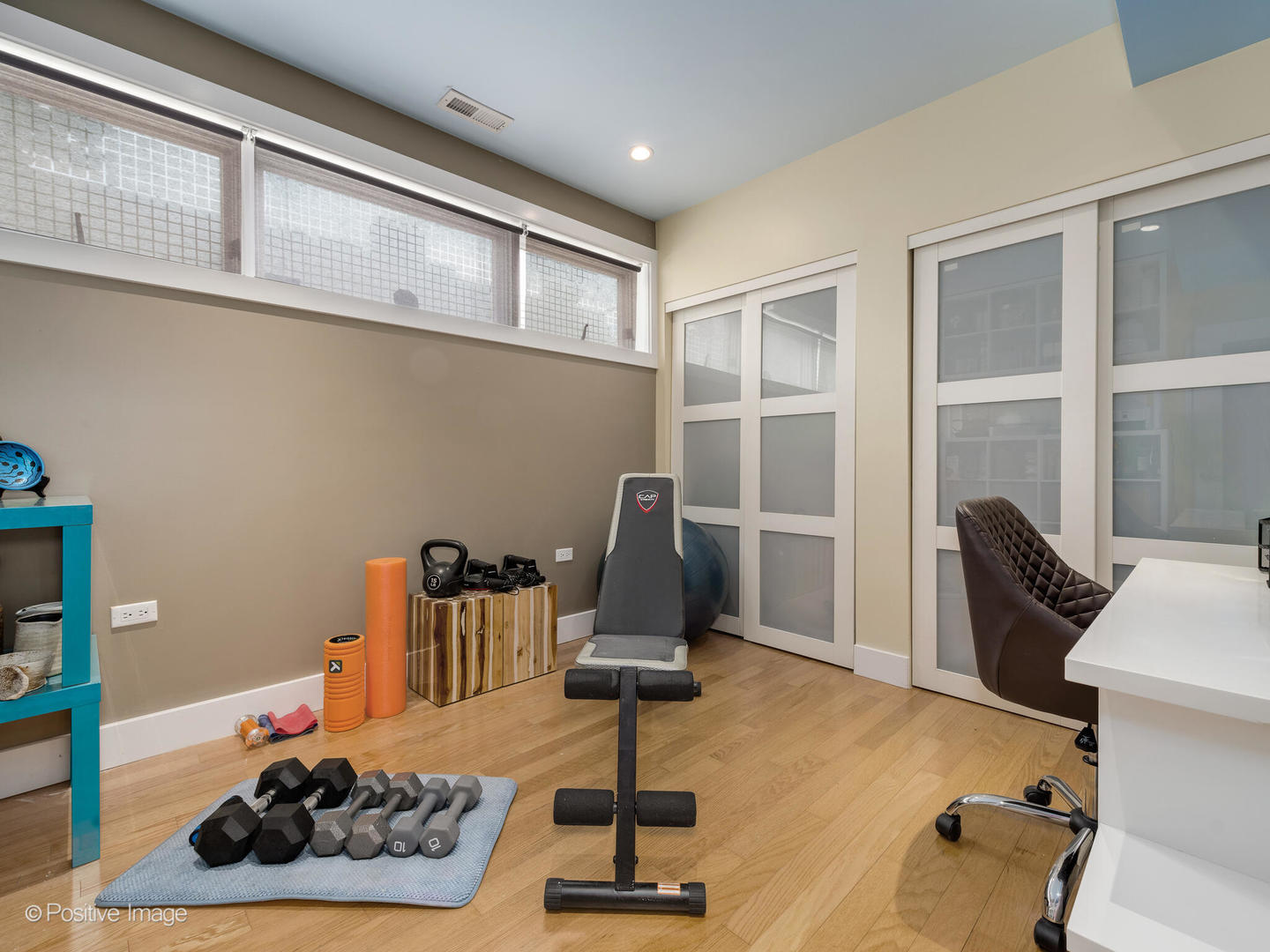 1934 West Armitage Avenue, Unit 2 Chicago, IL 60622 - Photo 23 of 33 a room with furniture and a window