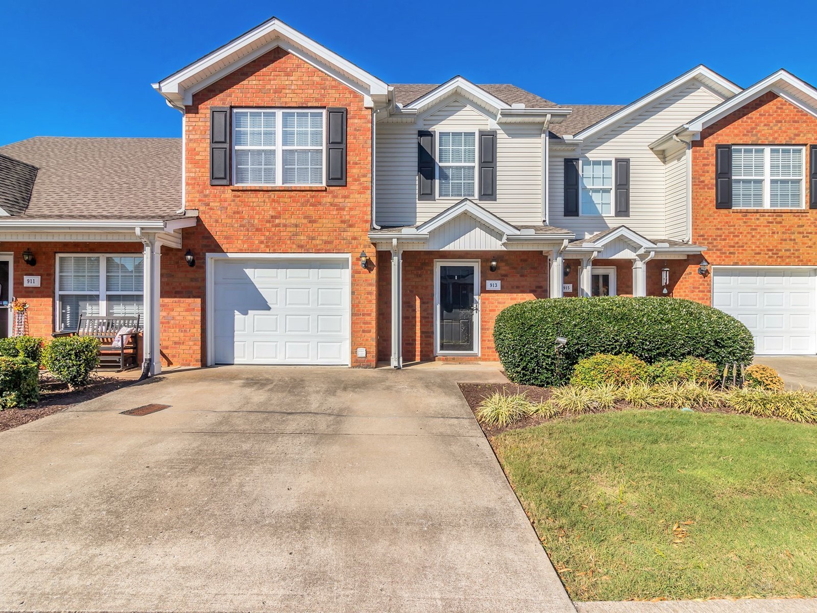 913 Wolves Den Place Murfreesboro, TN 37128 - Photo 1 of 27 Gallery Image 1