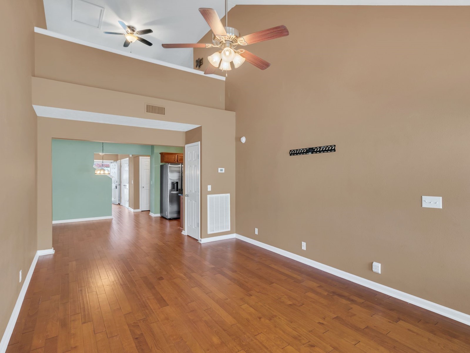 913 Wolves Den Place Murfreesboro, TN 37128 - Photo 11 of 27 Gallery Image 11