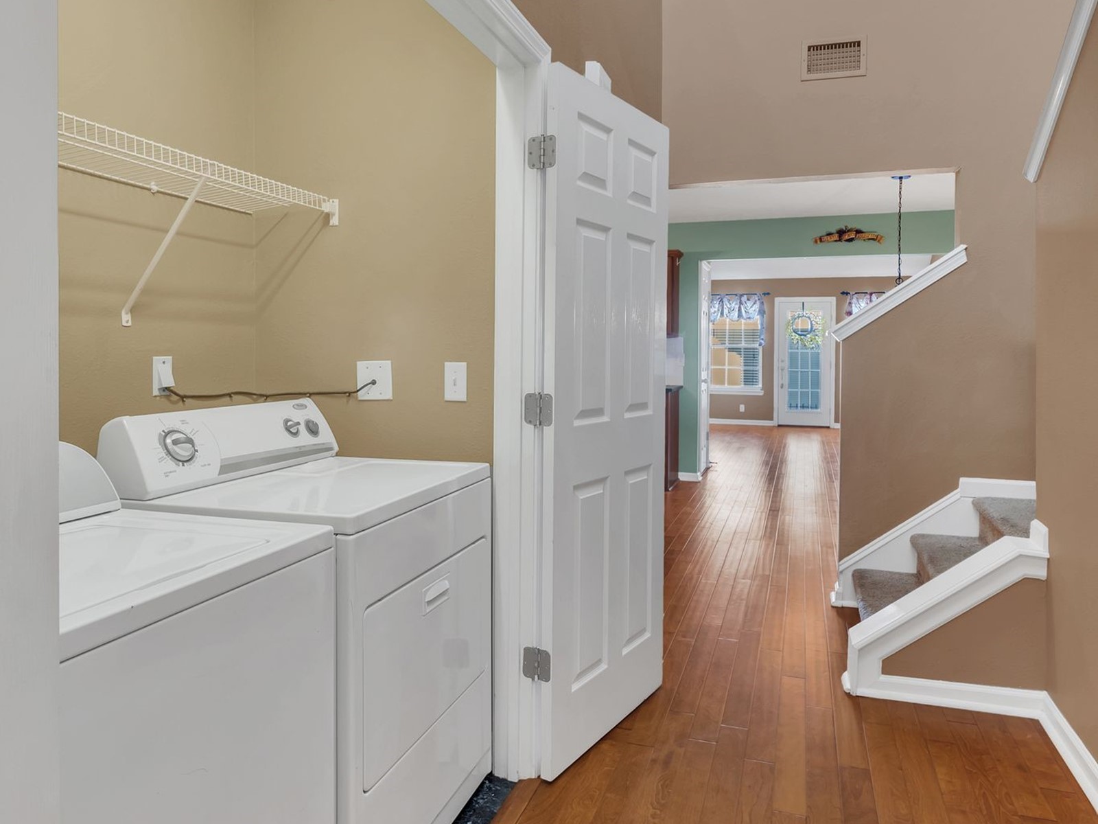 913 Wolves Den Place Murfreesboro, TN 37128 - Photo 4 of 27 Gallery Image 4