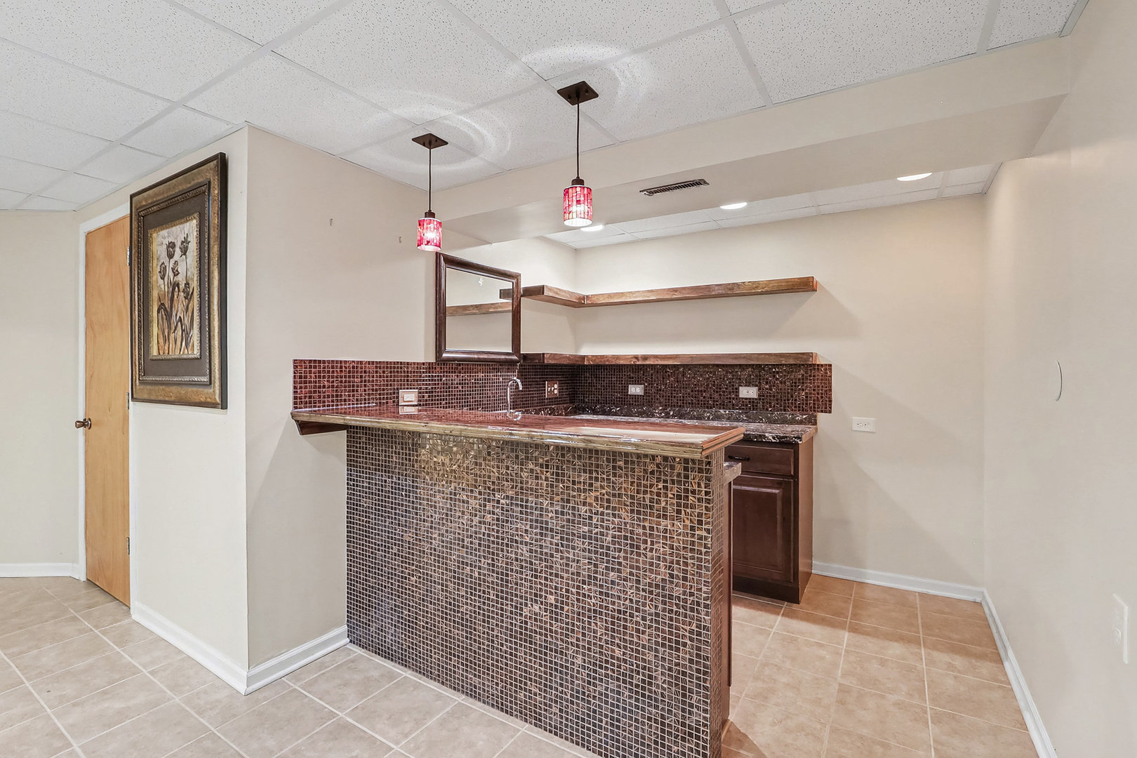 1576 Marigold Lane Minooka, IL 60447 - Photo 19 of 25 a bathroom with a sink a mirror and shower
