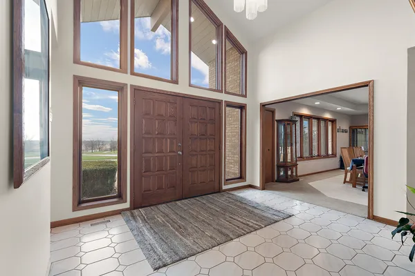 $869,000 | 8838 West Manhattan-Monee Road, Frankfort, IL 60423