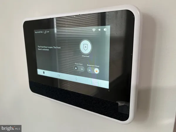 $1,450 | 5207 38th Avenue, Unit A, Hyattsville, MD 20782