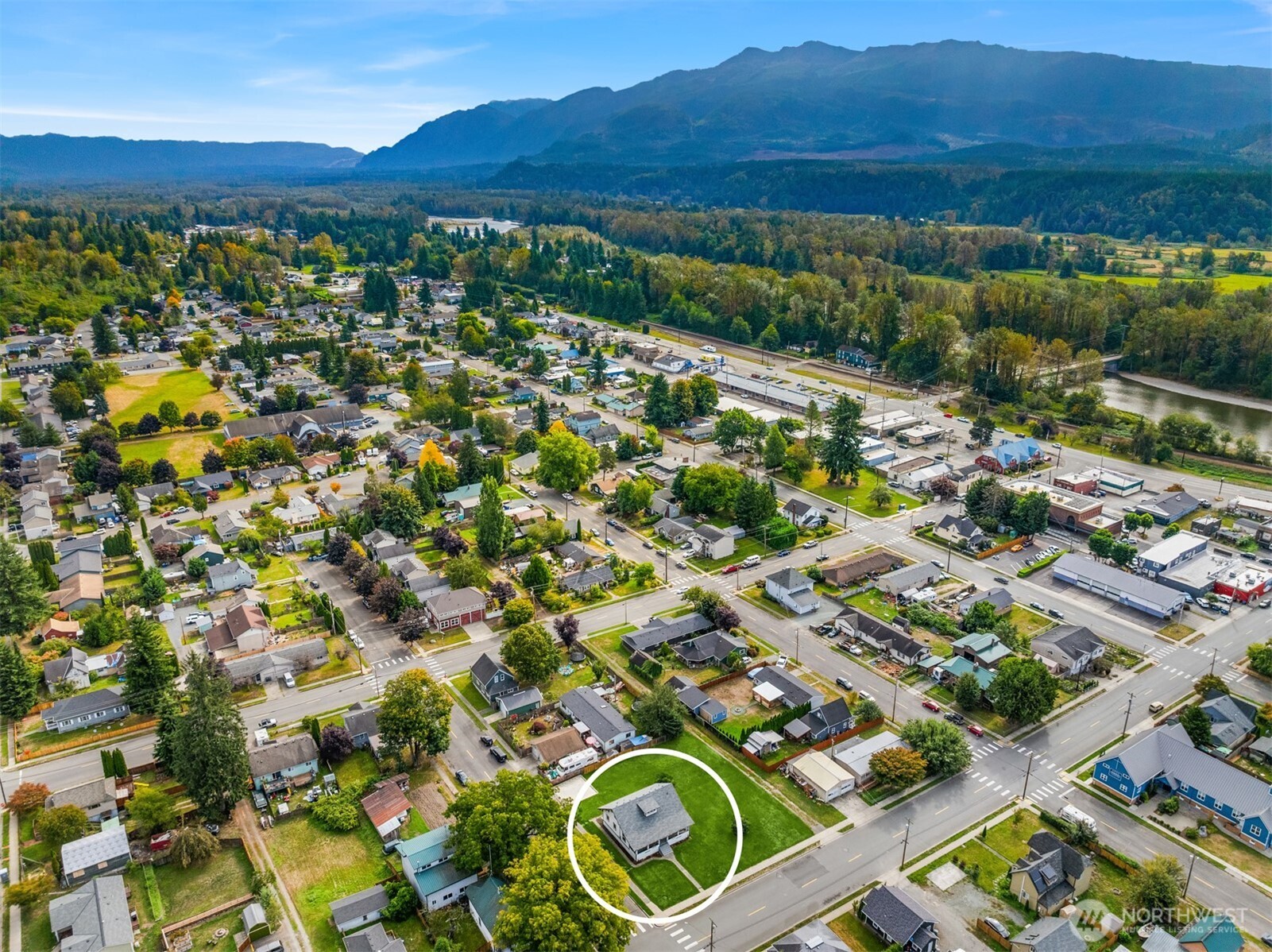 306 3rd Street Sultan, WA 98294 - Photo 33 of 40 a view of a city with a lake