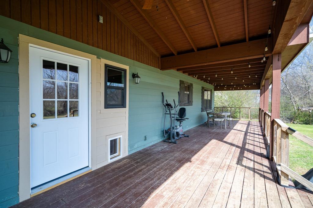 101 Taylor Street Como, TX 75431 - Photo 26 of 39 a view of a backyard of the house