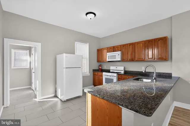 $275,000 | 738 Division Street, Gloucester City, NJ 08030