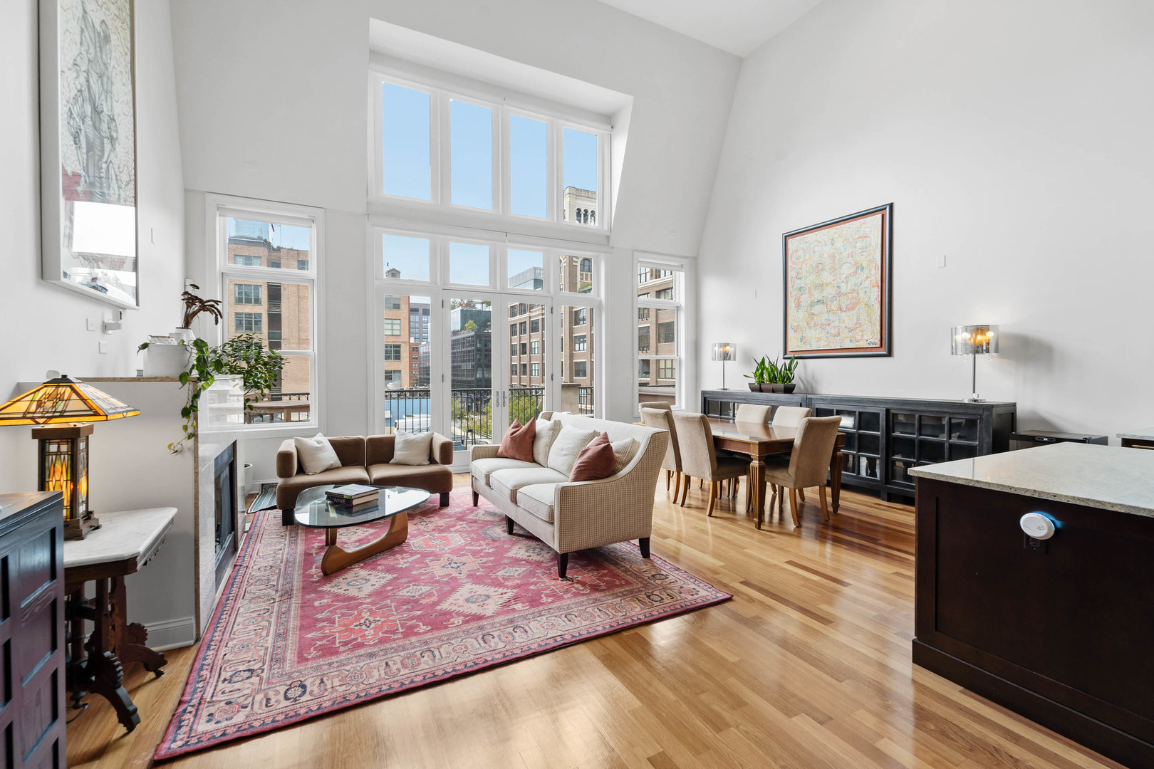 Undisclosed Address Chicago, IL 60607 - Photo 11 of 38