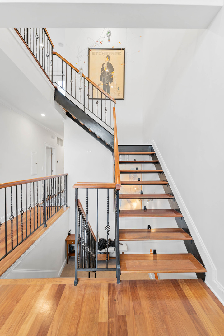 Undisclosed Address Chicago, IL 60607 - Photo 15 of 38