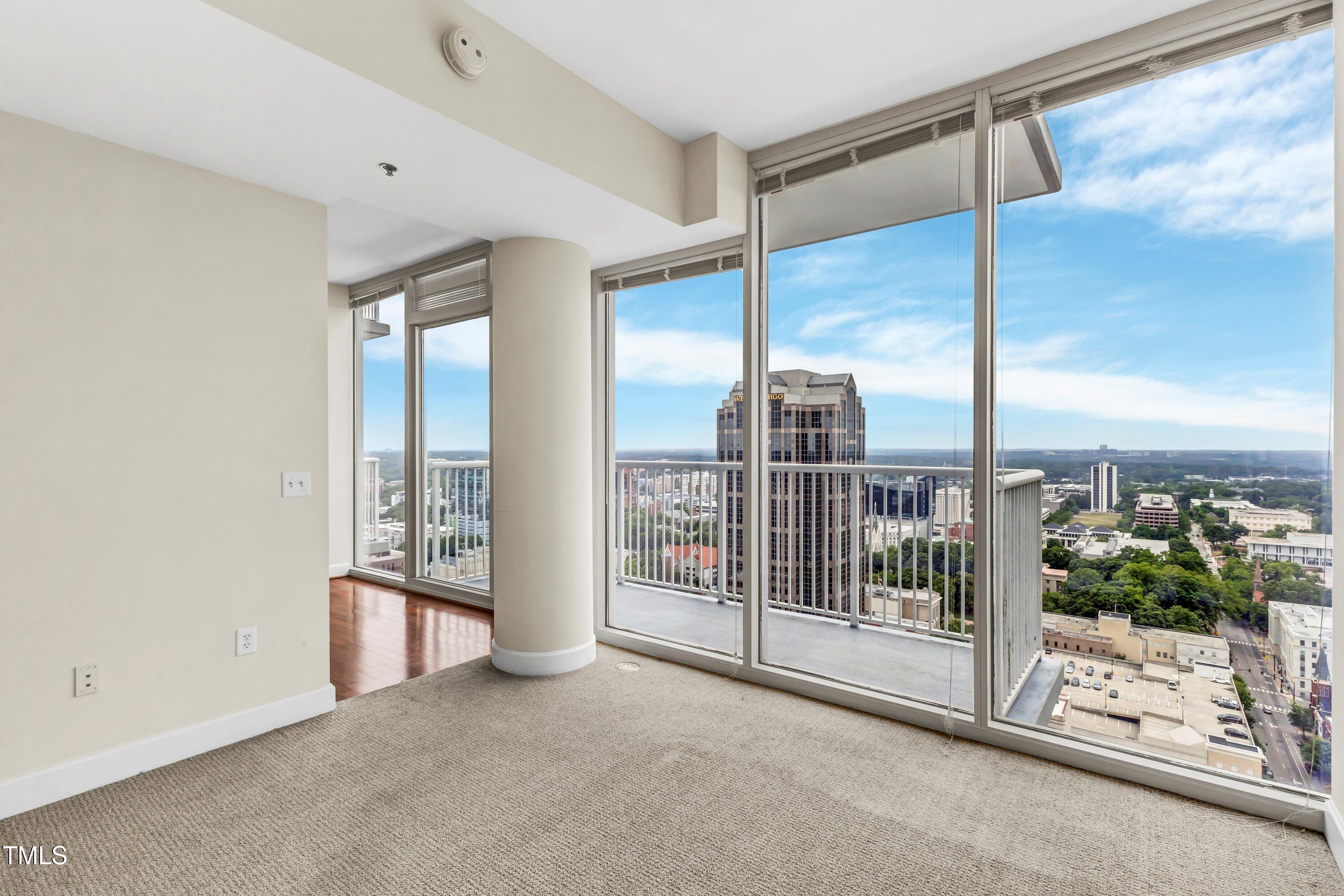301 Fayetteville Street, Unit 2705 Raleigh, NC 27601 - Photo 15 of 45 25-IMG_7029
