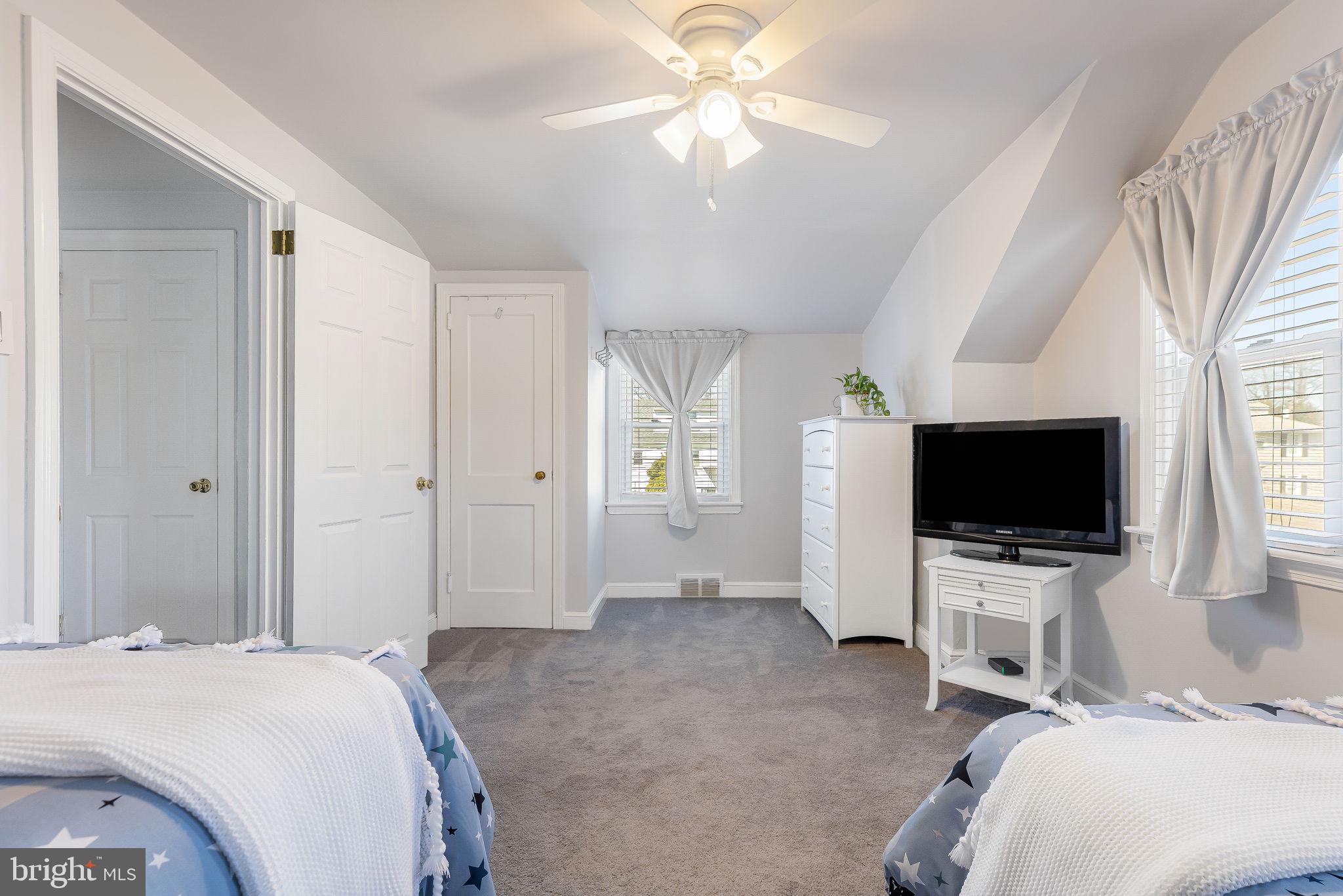 408 Barker Road Springfield, PA 19064 - Photo 19 of 27