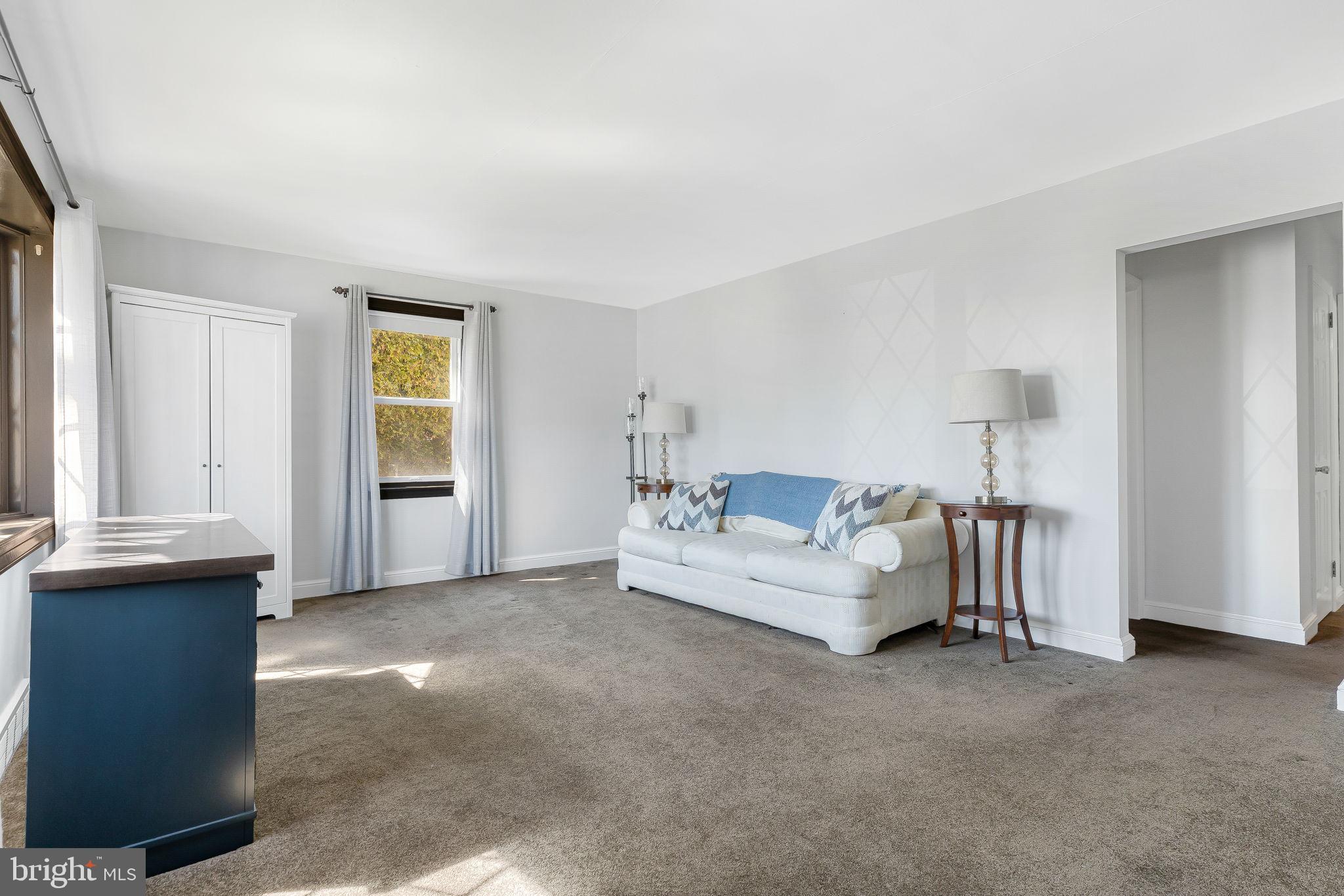 408 Barker Road Springfield, PA 19064 - Photo 4 of 27