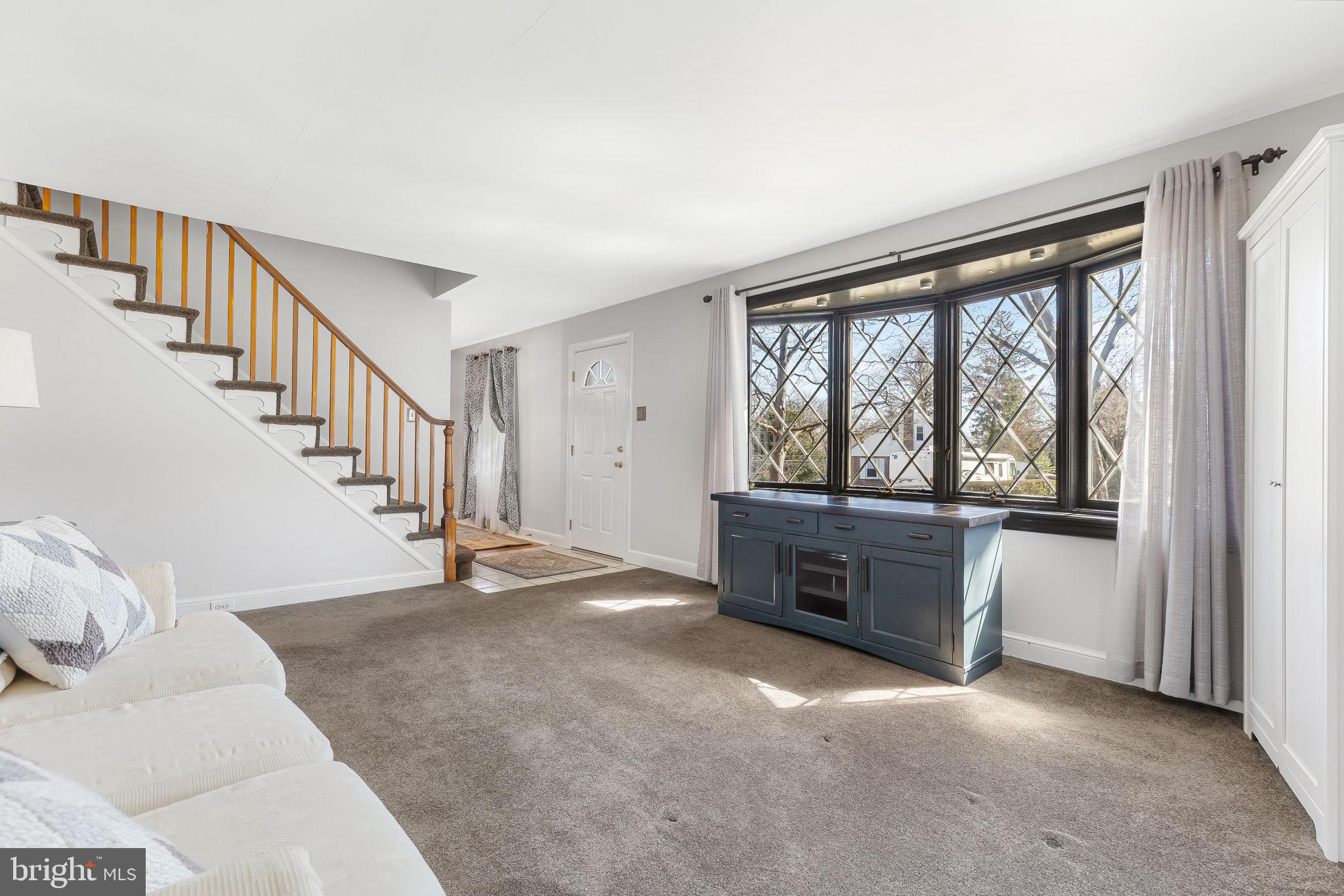 408 Barker Road Springfield, PA 19064 - Photo 5 of 27