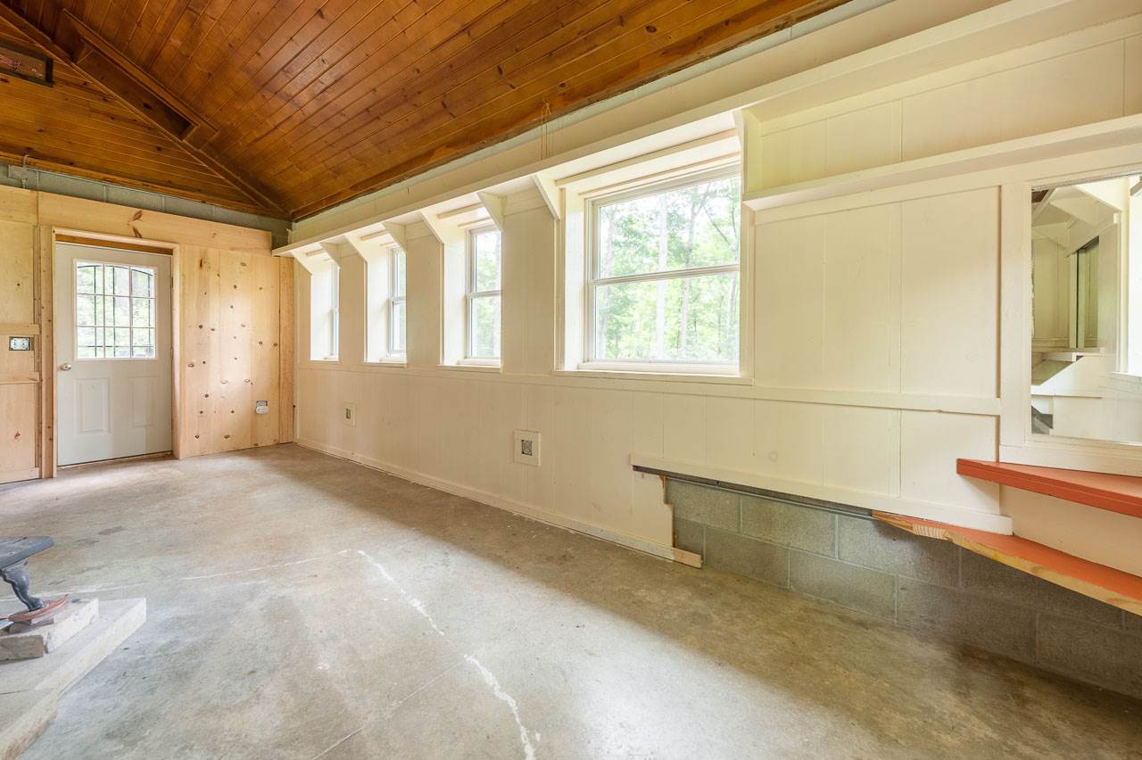 7022 North Miller Road Bloomington, IN 47408 - Photo 11 of 34