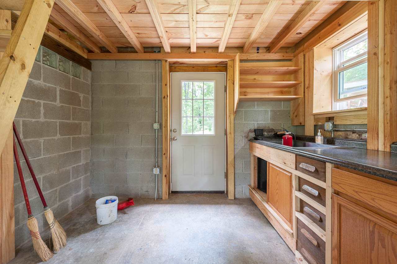 7022 North Miller Road Bloomington, IN 47408 - Photo 12 of 34
