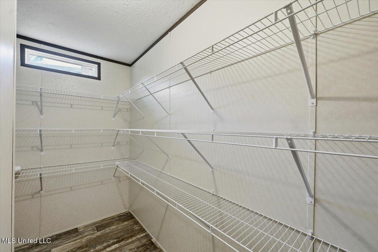 305 Pinehill Lane Brandon, MS 39042 - Photo 21 of 64 22-305 Pinehill Ln _ Home Tours MS