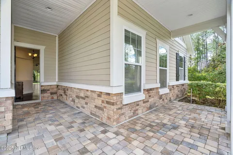 a view of a entrance door of the house