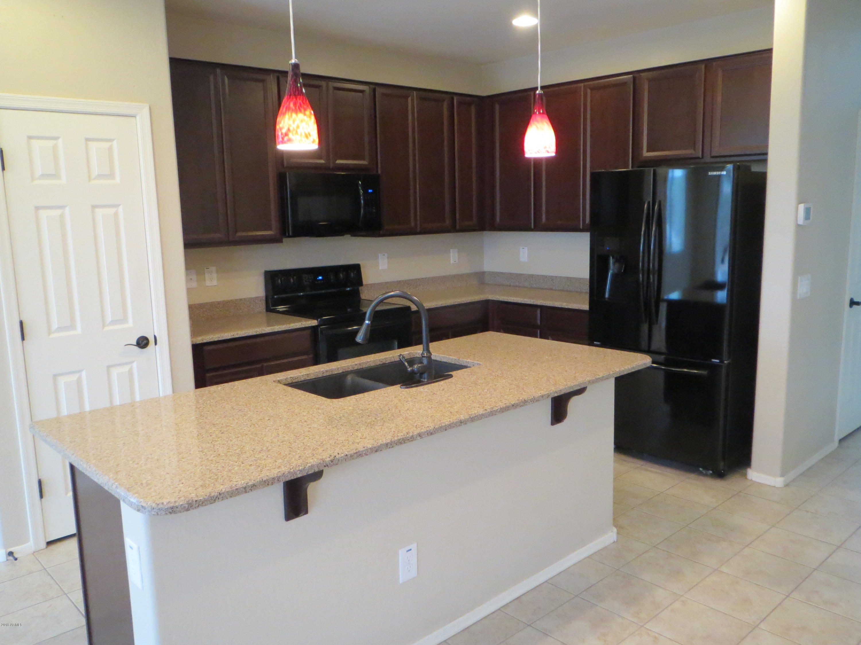 247 North 79th Way Mesa, AZ 85207 - Photo 5 of 27 IMG_3170