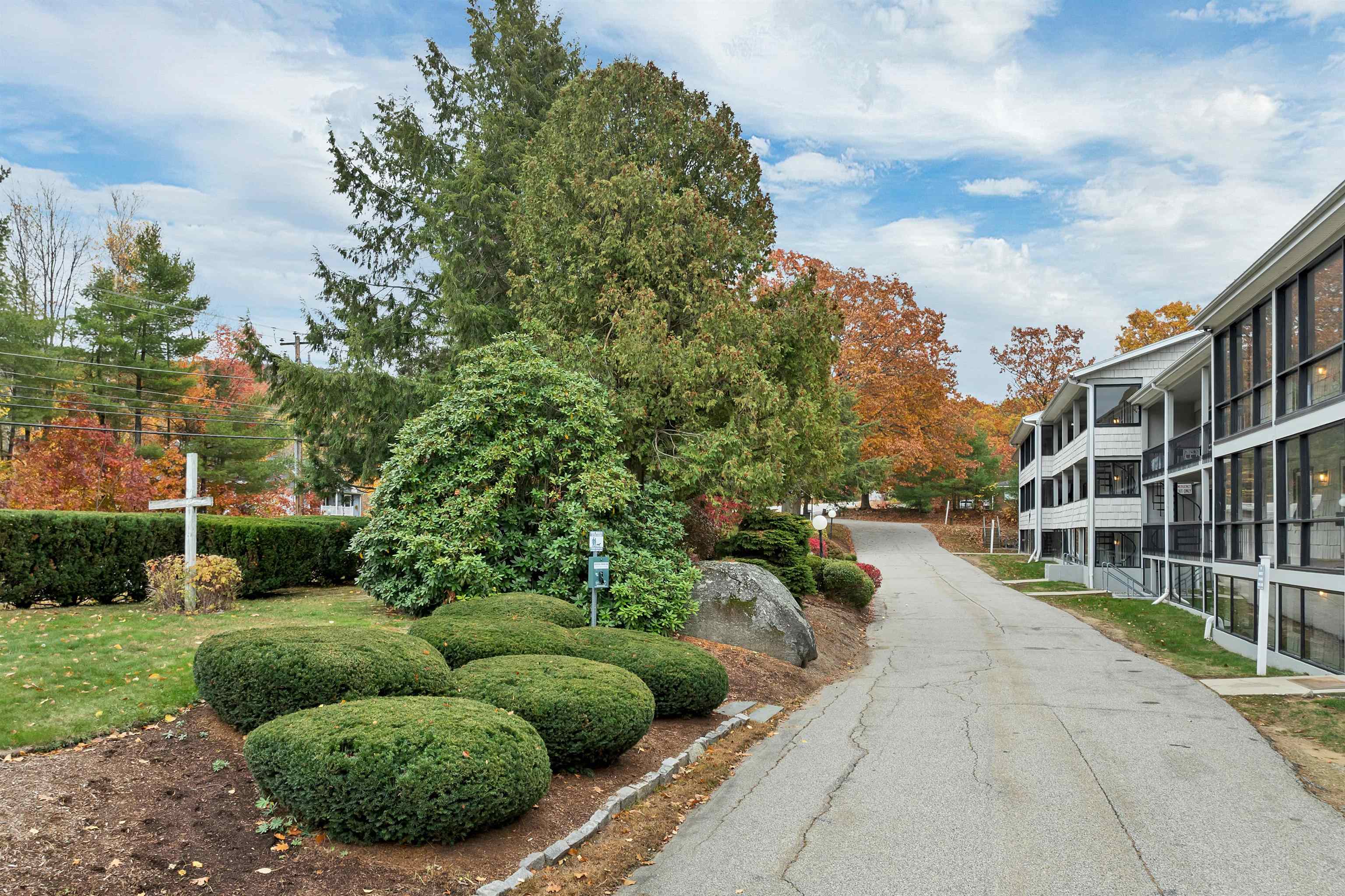 663 Cherry Valley Road, Unit 311 Gilford, NH 03249 - Photo 12 of 33