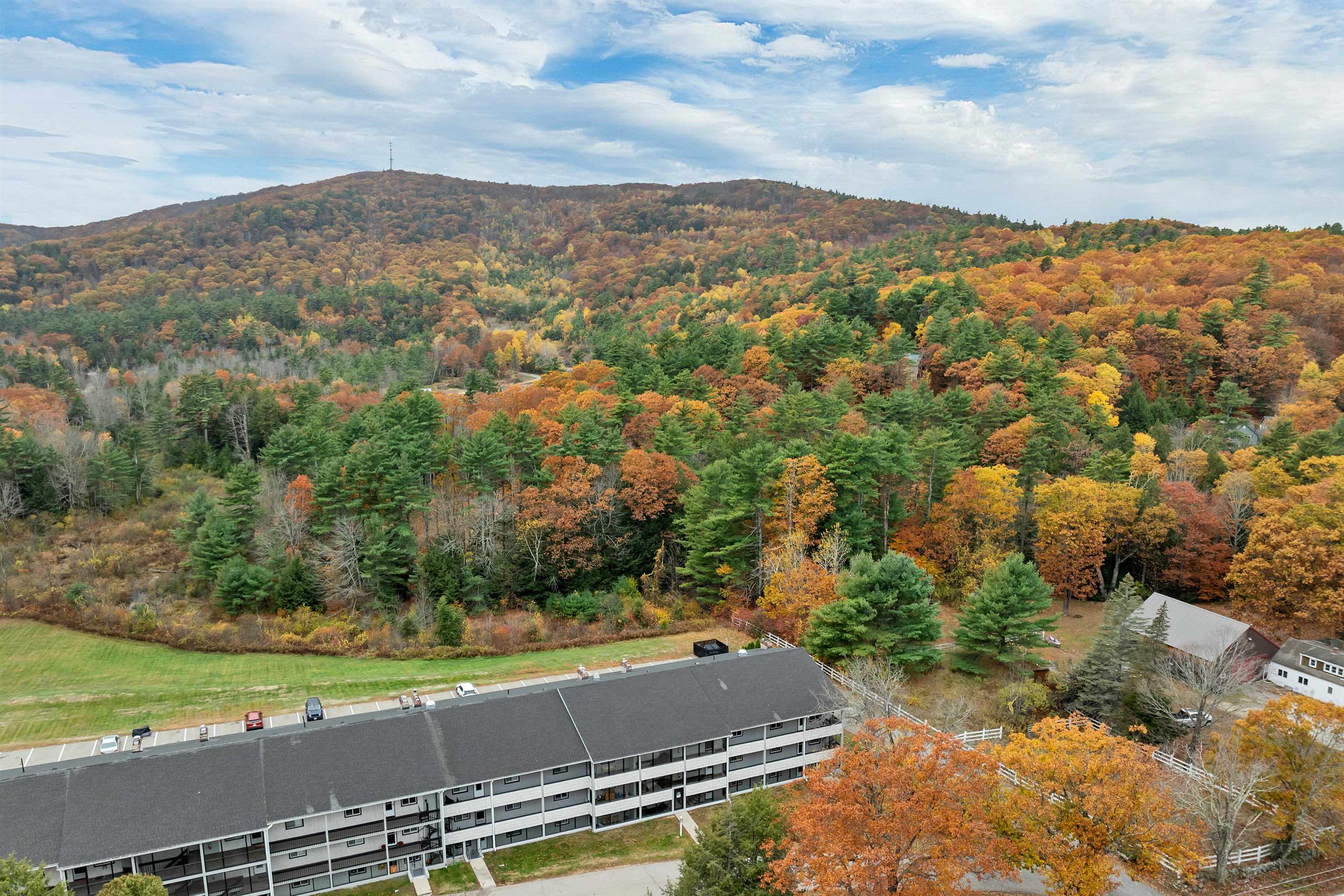 663 Cherry Valley Road, Unit 311 Gilford, NH 03249 - Photo 14 of 33