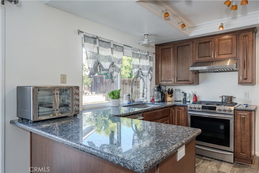 72 Bluejay Irvine, CA 92604 - Photo 9 of 46