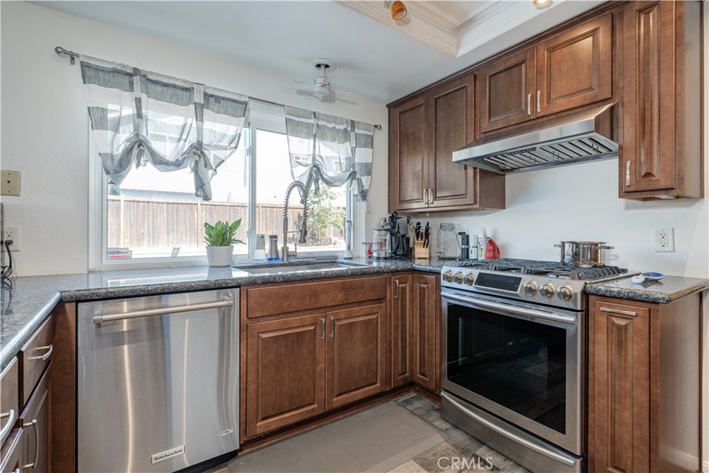 72 Bluejay Irvine, CA 92604 - Photo 10 of 46