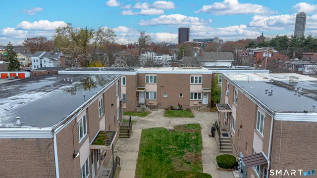 $369,000 | 120 Wooster Street, Unit E, New Haven, CT 06511