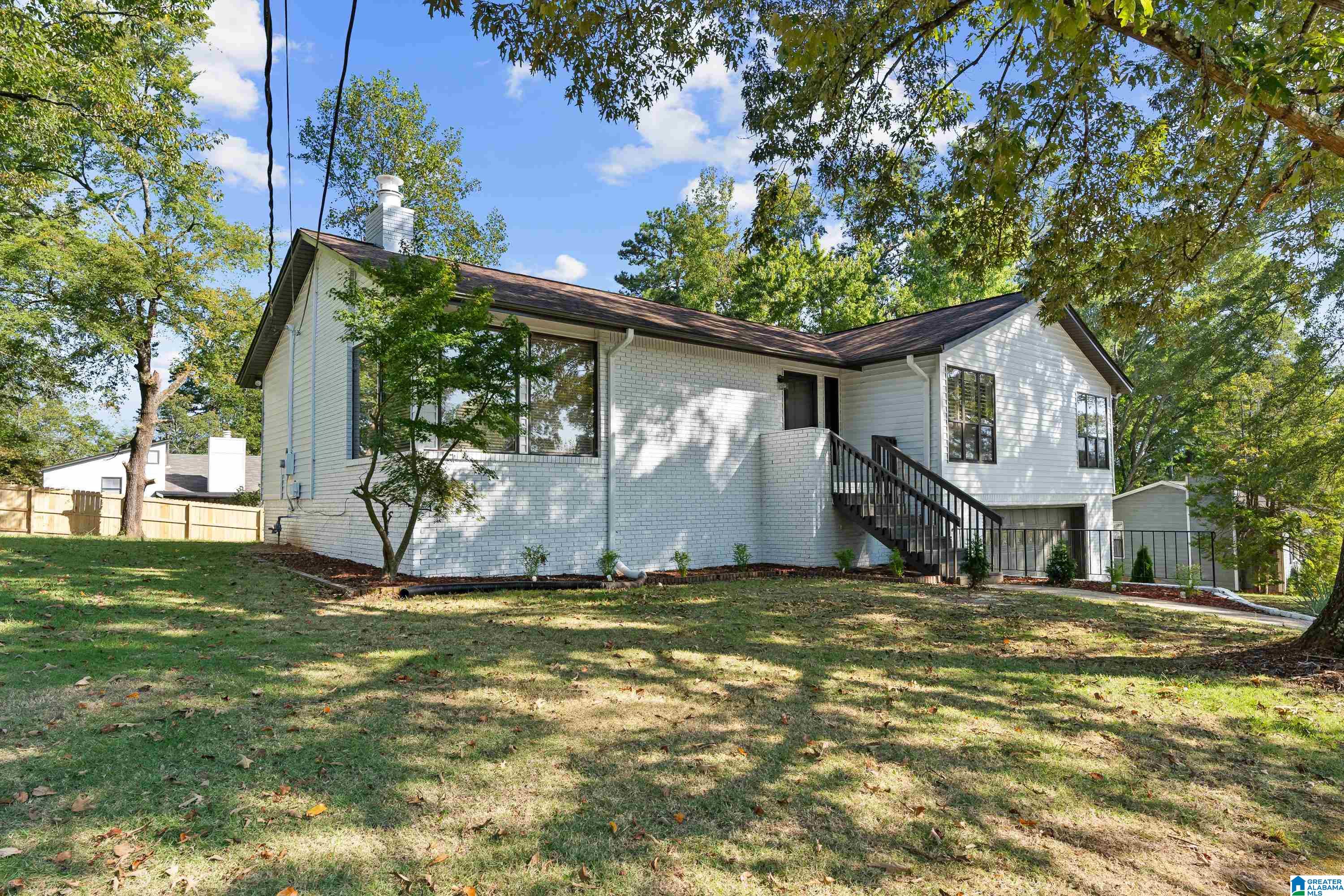 4039 Sherborne Road Birmingham, AL 35210 - Photo 3 of 47