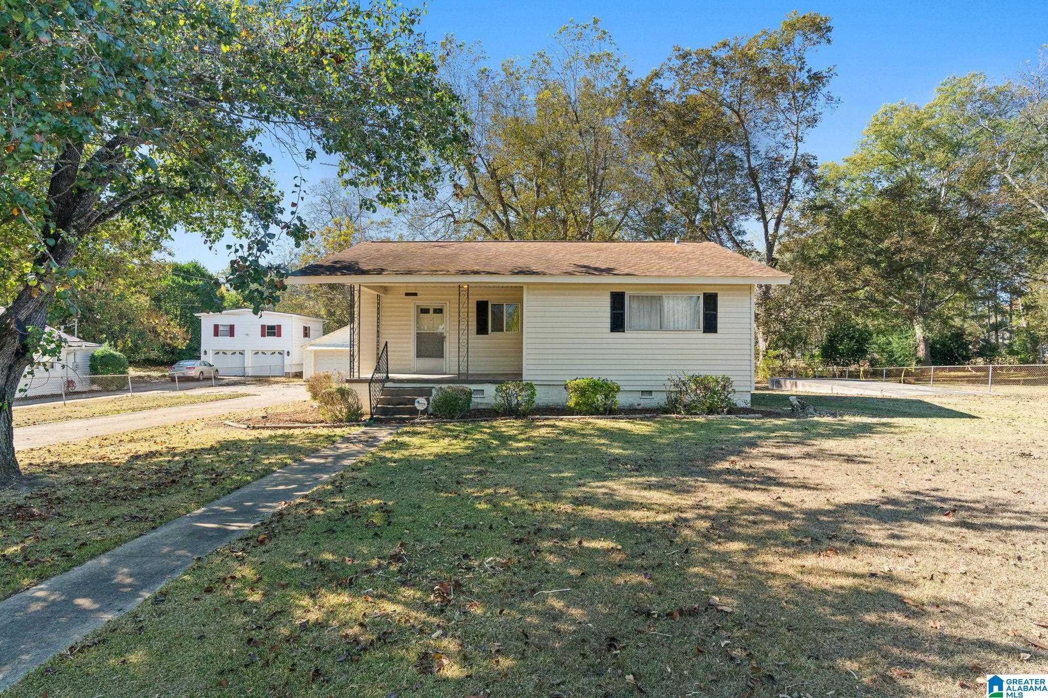 1114 Glasgow Street Birmingham, AL 35224 - Photo 3 of 22