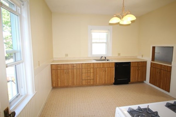 14 Seymour Street Winthrop, MA 02152 - Photo 12 of 19
