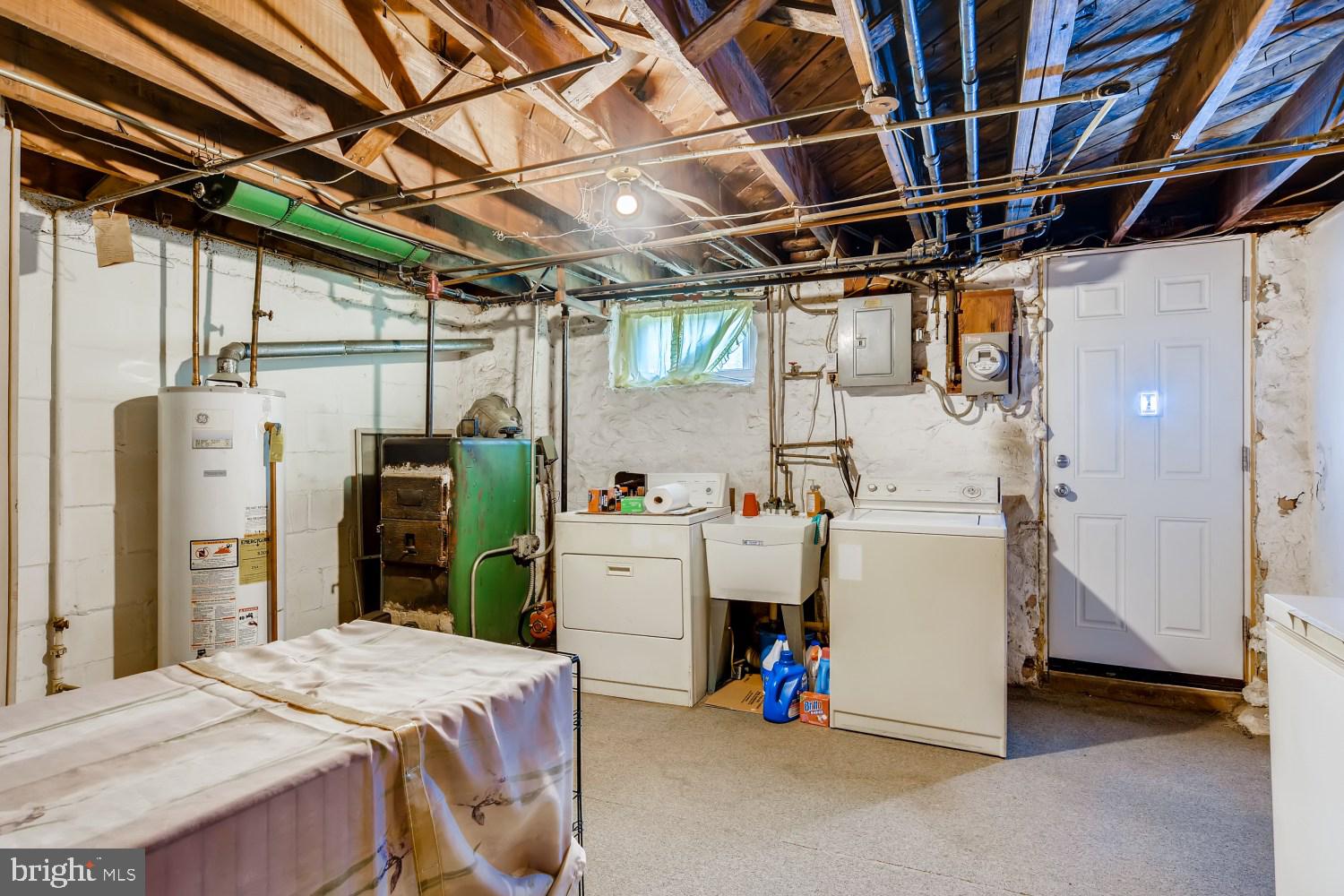 4107 Roland View Avenue Baltimore, MD 21215 - Photo 20 of 25