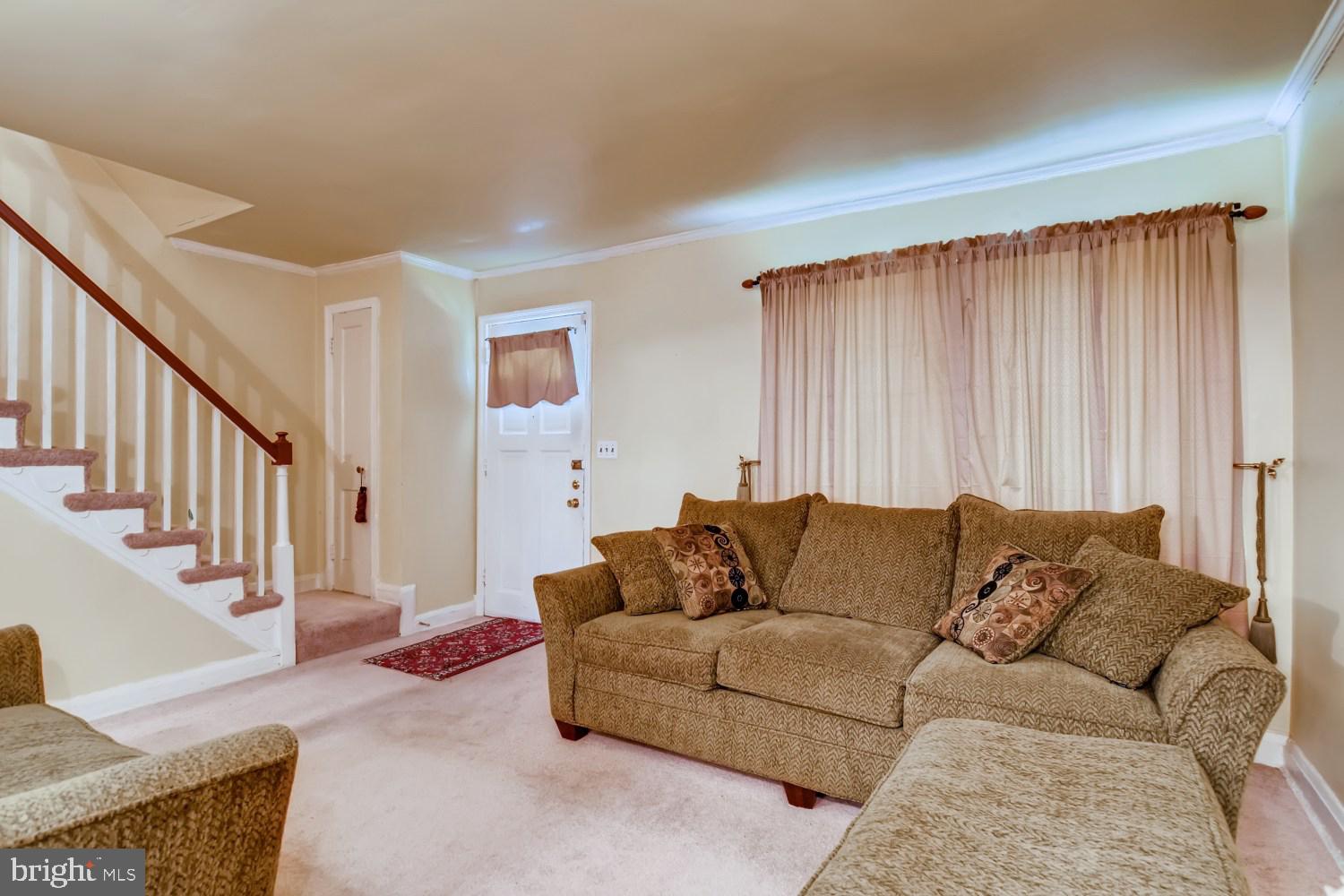 4107 Roland View Avenue Baltimore, MD 21215 - Photo 4 of 25