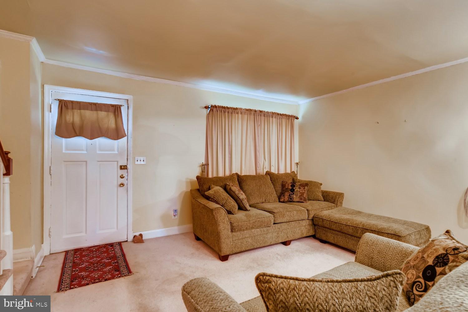 4107 Roland View Avenue Baltimore, MD 21215 - Photo 5 of 25