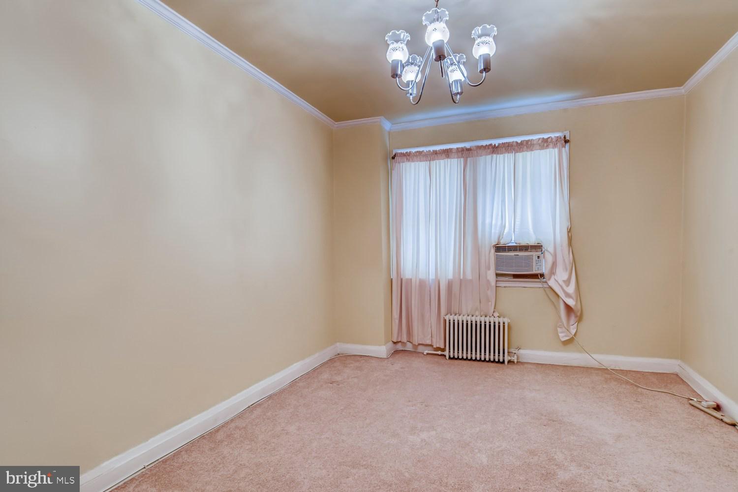 4107 Roland View Avenue Baltimore, MD 21215 - Photo 6 of 25