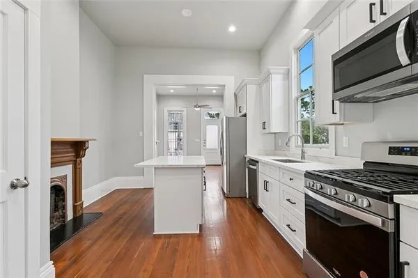 $2,500 | 3429 Baronne Street, New Orleans, LA 70115