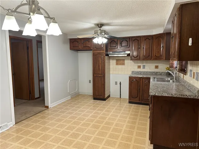 $254,900 | 32 Lordan Drive, Cheektowaga, NY 14227