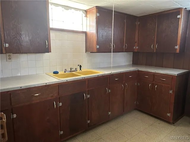 $254,900 | 32 Lordan Drive, Cheektowaga, NY 14227