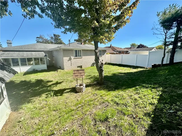 $254,900 | 32 Lordan Drive, Cheektowaga, NY 14227