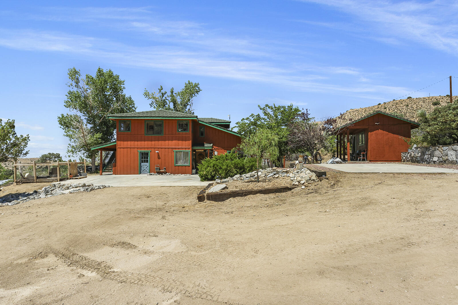 29025 Pinon Road Llano, CA 93544 - Photo 35 of 51 1A1A1170