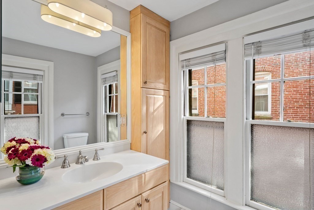 2 Laurel Street Boston, MA 02129 - Photo 16 of 30