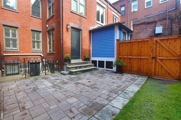 2 Laurel Street Boston, MA 02129 - Photo 26 of 30